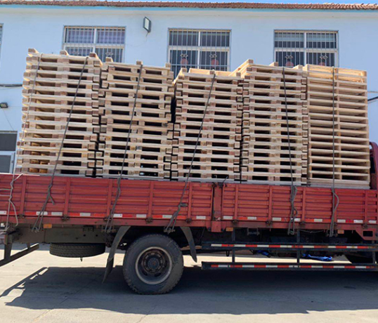 二道木托盘运输货物注意事项